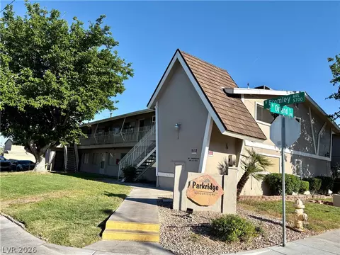 312 Orland St #62, Las Vegas, NV 89107