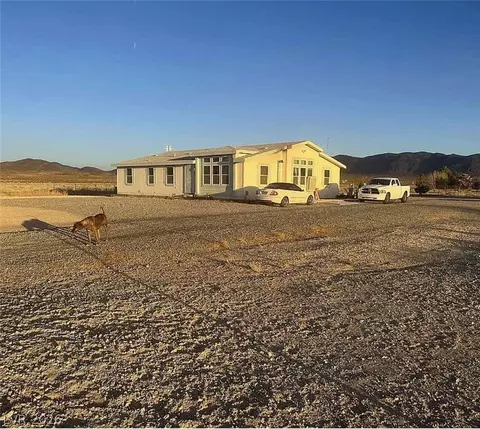 4980 W Retread Rd, Pahrump, NV 89048