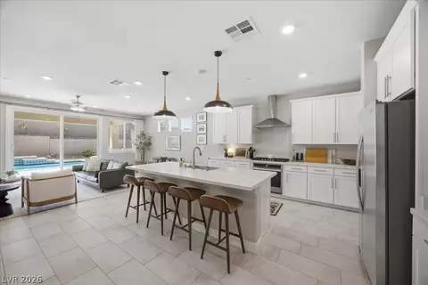5521 Acadia Leaf St, Las Vegas, NV 89149