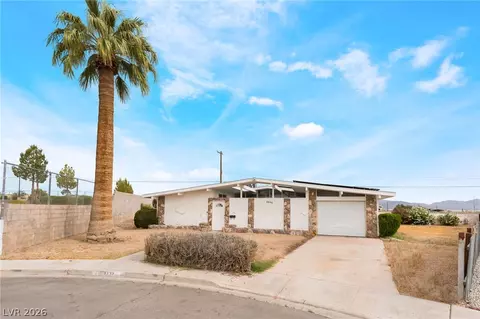 2732 Castle St, North Las Vegas, NV 89030