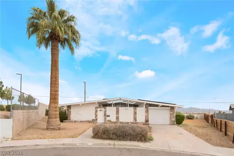 2732 Castle St, North Las Vegas, NV 89030