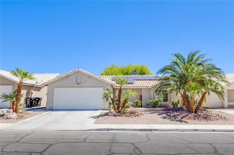 4310 Valley Regents Dr, North Las Vegas, NV 89032