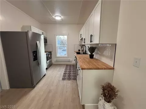 Kitchen - 1205 Avenue E, Ely, NV 89301 photo 2 of 3