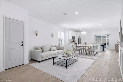 101 Cameron Chase Ave, Henderson, NV 89011