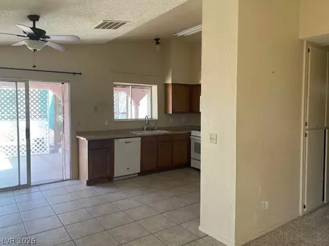 Kitchen - 1772 Esteban Ave, Laughlin, NV 89029 photo 1 of 3