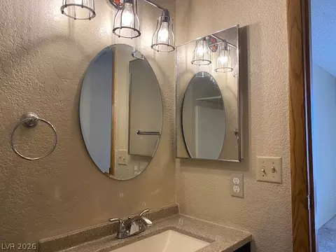 Bath - 1772 Esteban Ave, Laughlin, NV 89029 photo 1 of 5