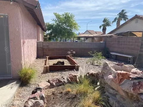 Exterior - 1772 Esteban Ave, Laughlin, NV 89029 photo 8 of 12