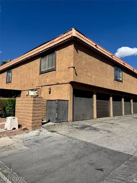 331 Misty Isle Ln #B, Las Vegas, NV 89107