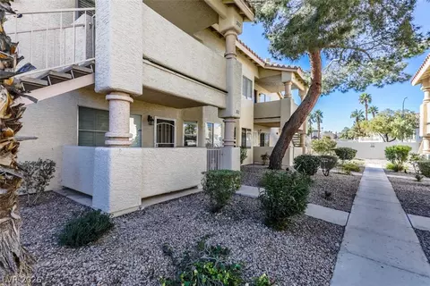 929 Boulder Mesa Dr #102, Las Vegas, NV 89128