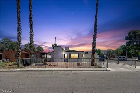 2624 Salt Lake St, North Las Vegas, NV 89030
