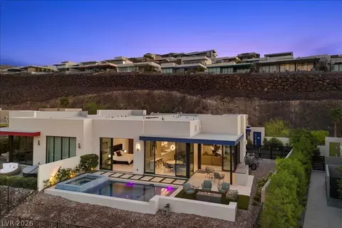 656 Scenic Cliff Dr, Henderson, NV 89012