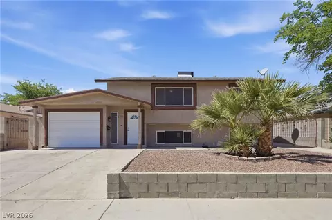 220 Candlelight St, Las Vegas, NV 89145