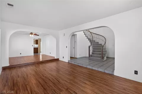 Living - 3698 Laughlin Blvd, Laughlin, NV 89029 photo 2 of 8