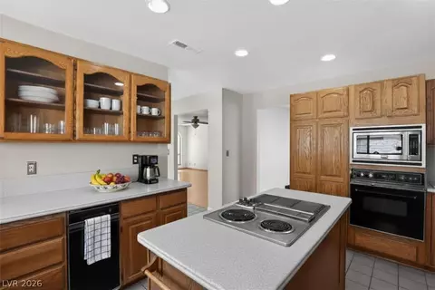 Kitchen - 3698 Laughlin Blvd, Laughlin, NV 89029 photo 1 of 4