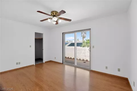 Bedroom - 3698 Laughlin Blvd, Laughlin, NV 89029 photo 5 of 6