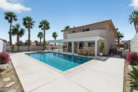 Exterior - 3698 Laughlin Blvd, Laughlin, NV 89029 photo 8 of 8