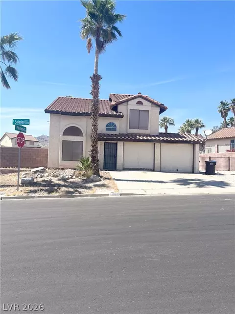 Exterior - 3047 Soledad Dr, Laughlin, NV 89029 photo 3 of 8