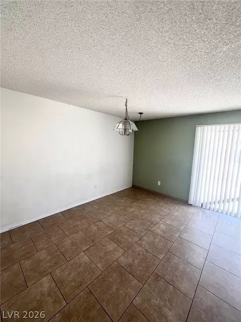 Living - 3047 Soledad Dr, Laughlin, NV 89029 photo 4 of 4