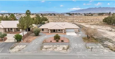 761 E Jaybird St, Pahrump, NV 89048