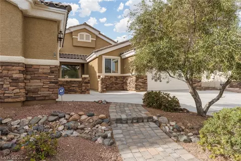 1995 Dakota Lodge Ave, Las Vegas, NV 89123
