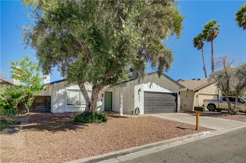 4840 Summerhill Rd, Las Vegas, NV 89121