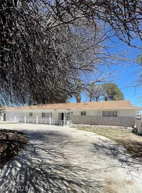 4560 Rancho Hills Dr, Las Vegas, NV 89119