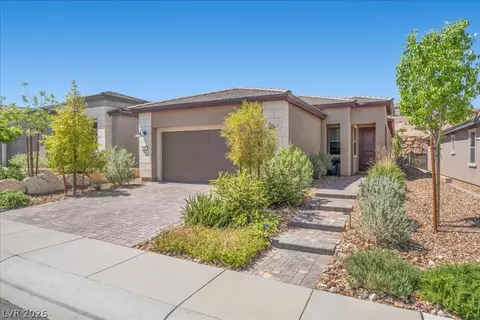 49 Stone Bluff Ln, Henderson, NV 89011