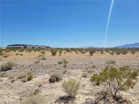 1350 Baccarat Cir, Pahrump, NV 89060