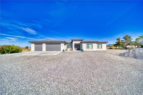 2610 Banyon St, Pahrump, NV 89048