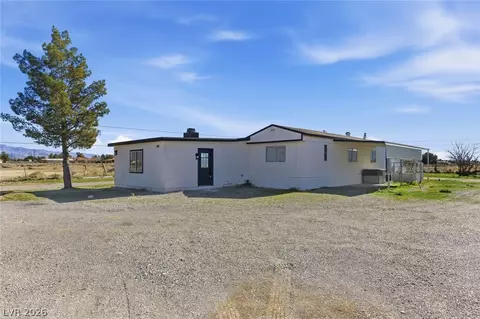 1141 W Chipmunk Rd, Pahrump, NV 89048