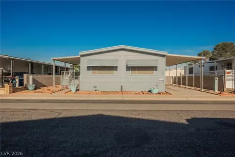 3560 Haleakala Dr, Las Vegas, NV 89122