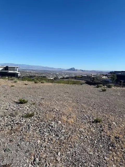 2 Cloudloft Ct, Henderson, NV 89012 photo 4