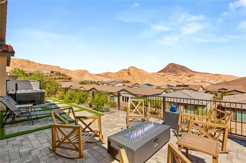 14 Autumn Palm Ave, Henderson, NV 89011