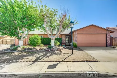 704 Willow Ave, Henderson, NV 89002