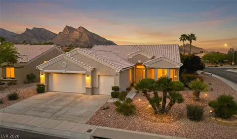 10700 Clarion Ln, Las Vegas, NV 89134