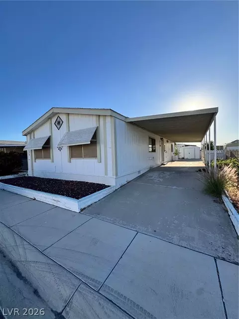 3077 Gavilan Ln, Las Vegas, NV 89122