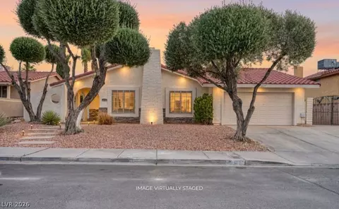 5272 Cartaro Dr, Las Vegas, NV 89103