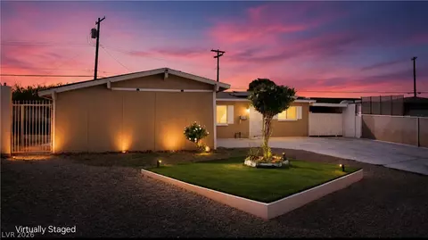 5463 Sir Monahan St, Las Vegas, NV 89119