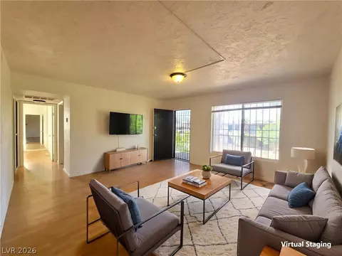 585 S Royal Crest Cir #7, Las Vegas, NV 89169