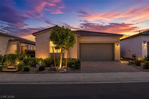 9028 Skye Treeline St, Las Vegas, NV 89166