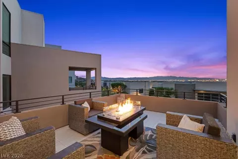 386 Solitude Peak Ln, Henderson, NV 89012