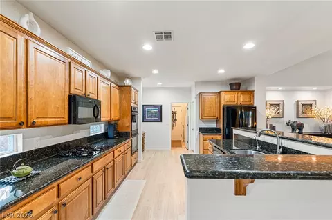 5911 Hansford Ranch Ave, Las Vegas, NV 89131