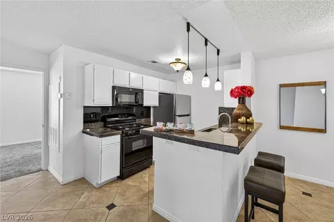 2200 S Fort Apache Rd #1077, Las Vegas, NV 89117