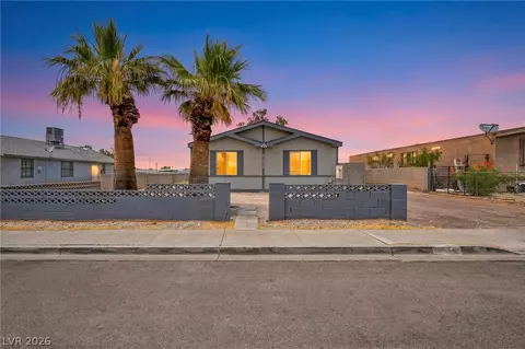 6062 Carlsbad Ave, Las Vegas, NV 89156