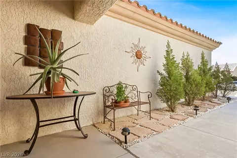10109 Keysborough Dr, Las Vegas, NV 89134