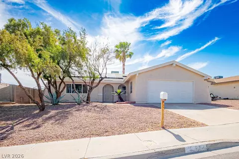 620 Hidden Valley Dr, Henderson, NV 89002