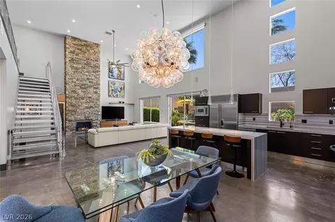 1425 Canyon Ledge Ct, Las Vegas, NV 89117