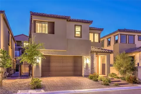 175 Medianoche St, Las Vegas, NV 89138