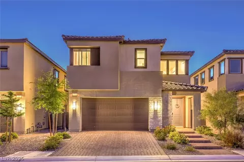 175 Medianoche St, Las Vegas, NV 89138