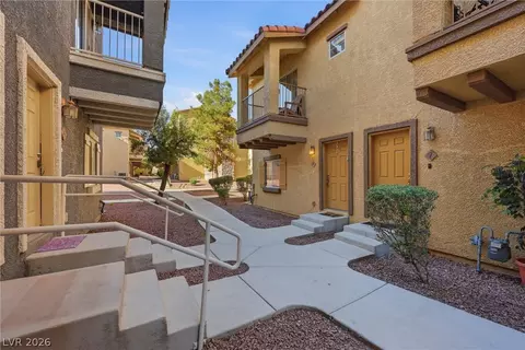 5915 Nuevo Leon St #8, North Las Vegas, NV 89031
